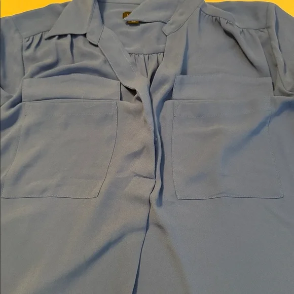 Ann Taylor Women’s Blue Camp Shirt Blouse Size M - Picture 9 of 13